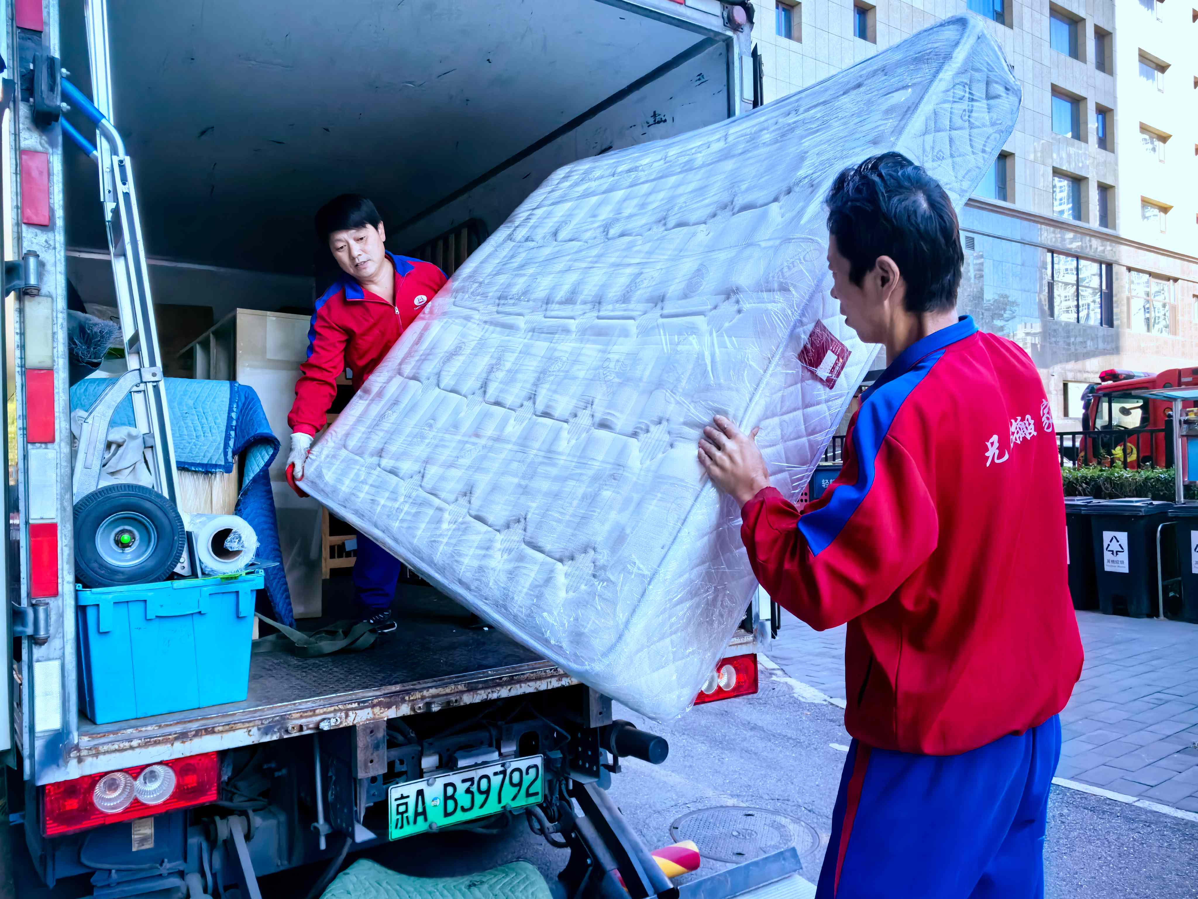 1728610358760755.jpg 81a72cd2d36be9f1789b7b1c061d76b_副本.jpg